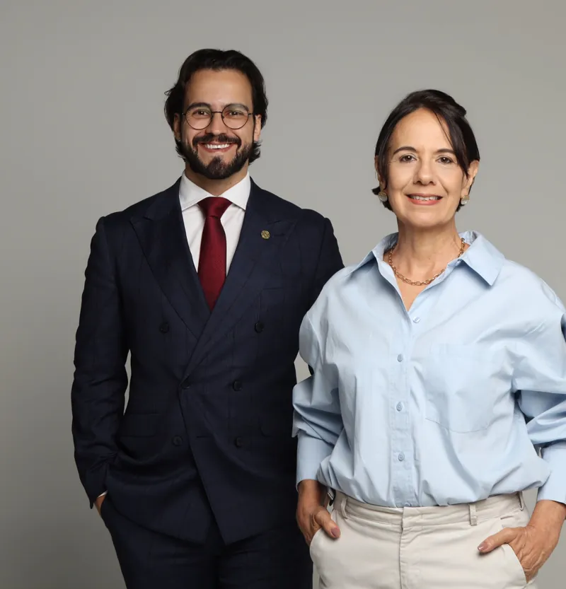 Jhonatan Cruz e Dra. Cláudia Melo